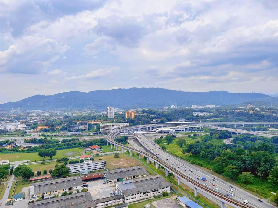 Heritage Studio With Balcony D'Sara, Direct Mrt Kampung Selamat, Near Thomson And Sungai Buloh Hospital Shah Alam Buitenkant foto